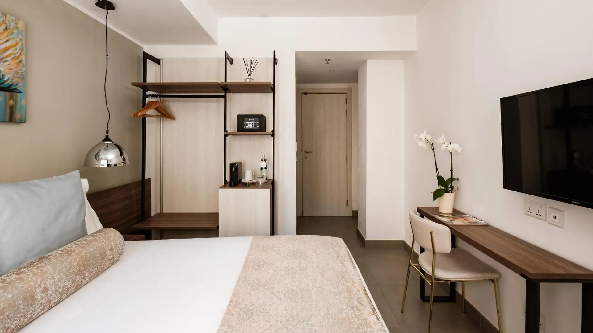 1926 Le Soleil Hotel & Spa Sliema 4*,  Malta